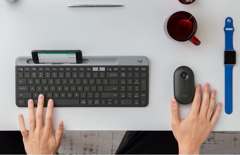 Logitech K580 Multi-Device Keyboard Graphite — view 2